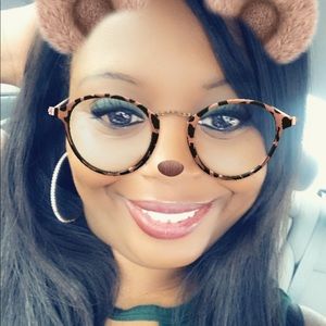 Meet your Posher, Tasheka